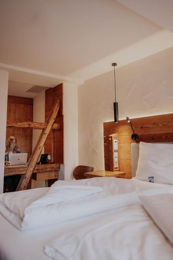Altstadtmittehotel Sonne Dinkelsbühl Zewnętrze zdjęcie
